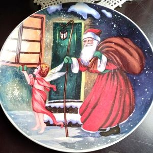 3 Decorative Christmas Plates